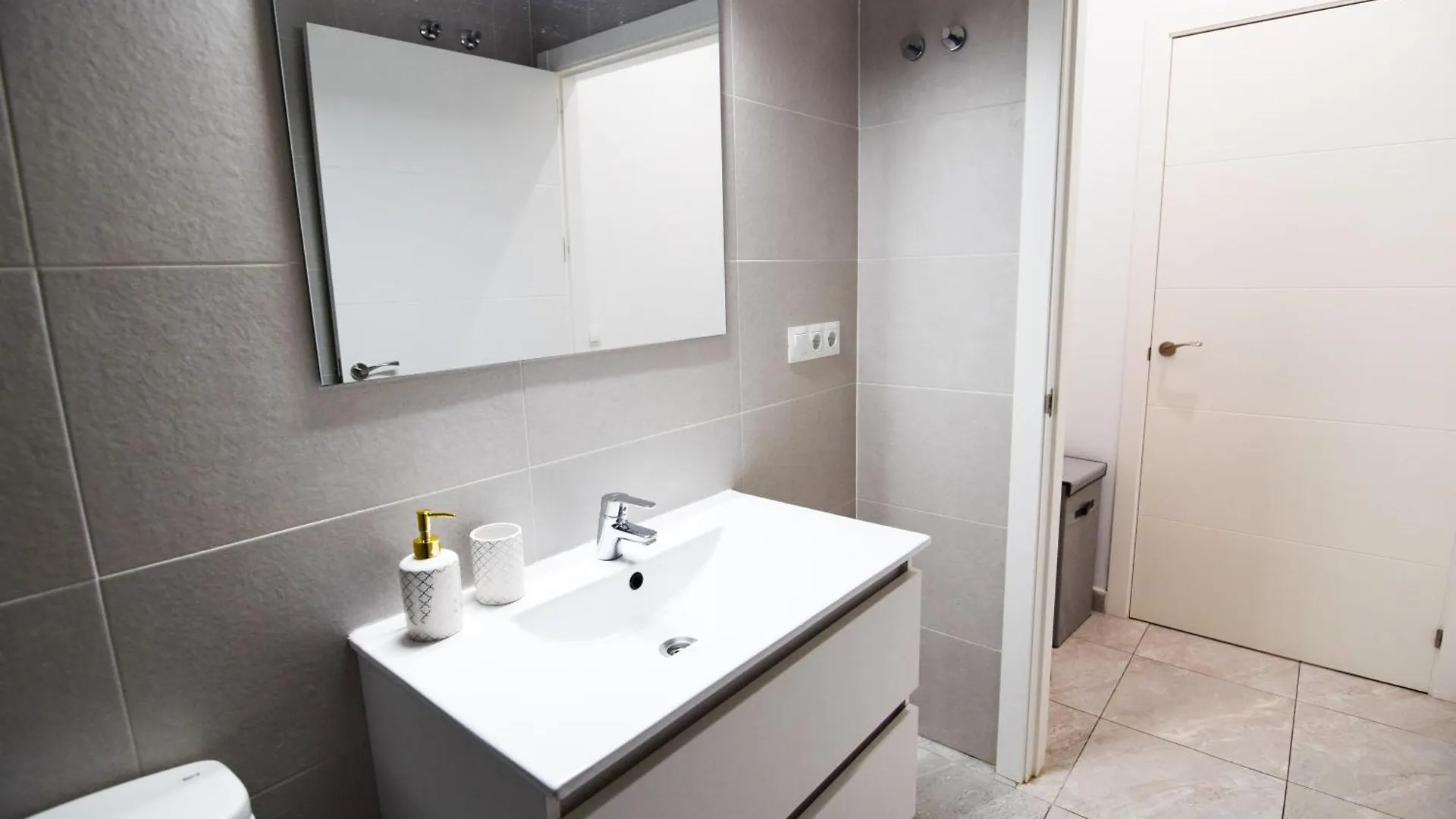 Letplanet Alteza Daire Málaga İspanya